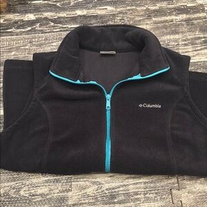 Columbia Black Fleece Vest with Blue Accents